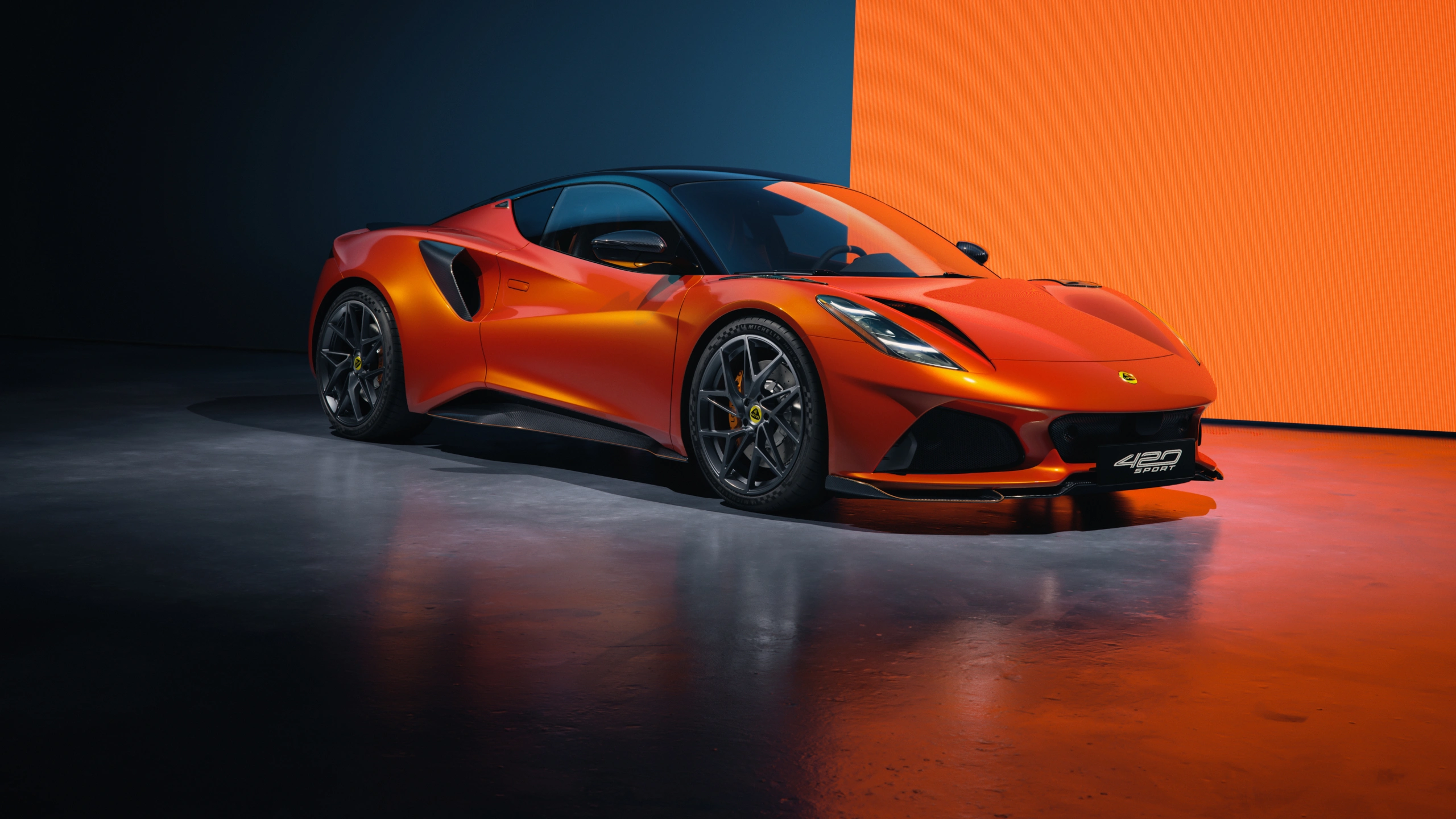 Lotus Emira 420 Sport